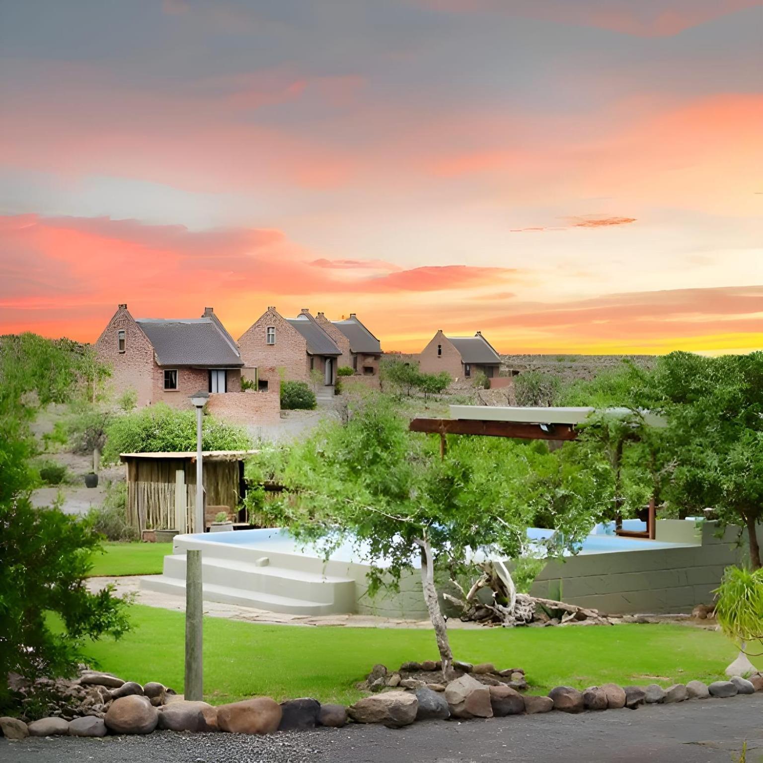 Teri-Lemveli Lodge Beaufort West Eksteriør bilde