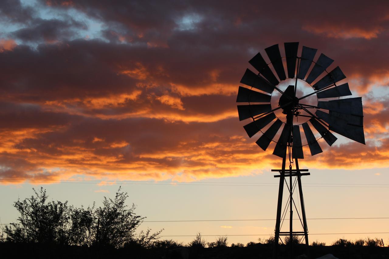 Teri-Lemveli Lodge Beaufort West Eksteriør bilde