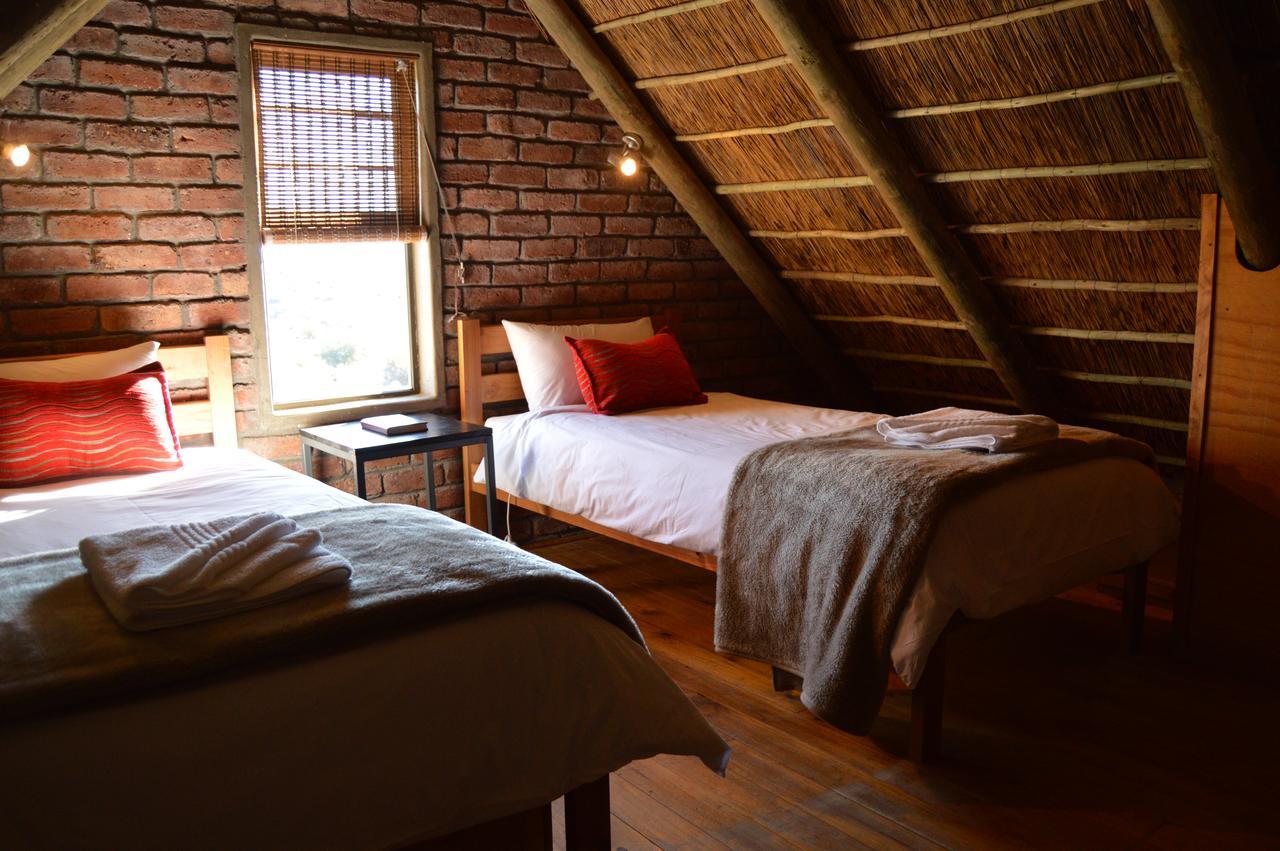 Teri-Lemveli Lodge Beaufort West Eksteriør bilde